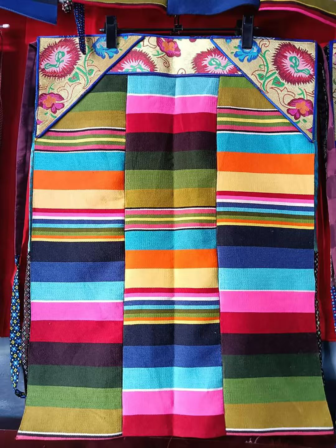 Tibetan Bangdian Display